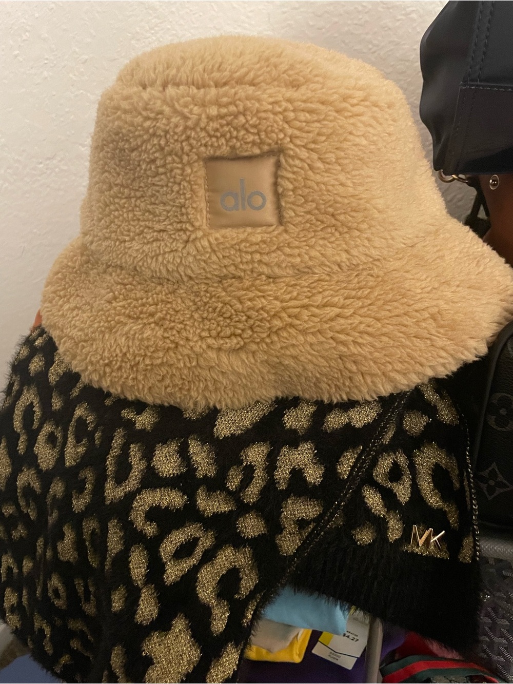 Alo teddy bucket hat - Picture 3 of 4